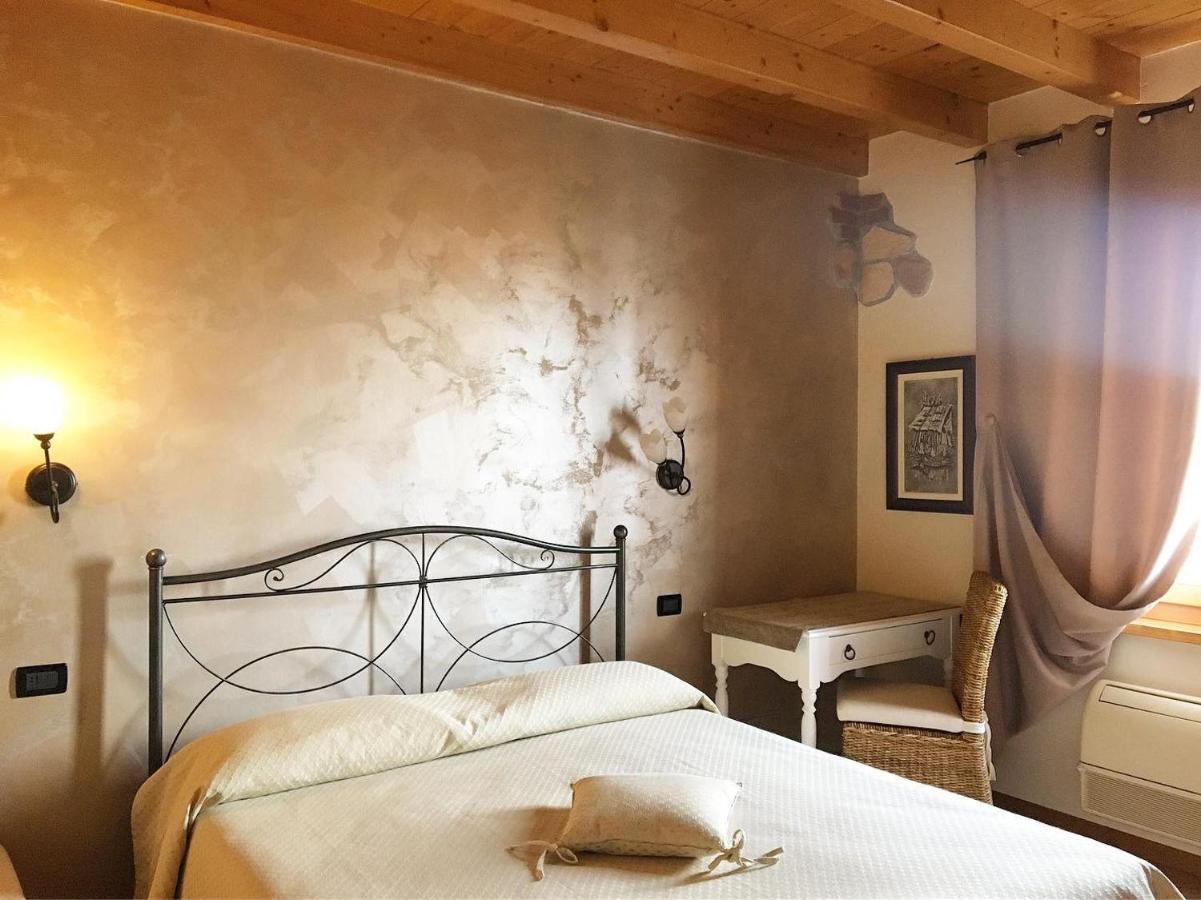 Agriturismo & Agricamping Serena Pastrengo Exteriér fotografie