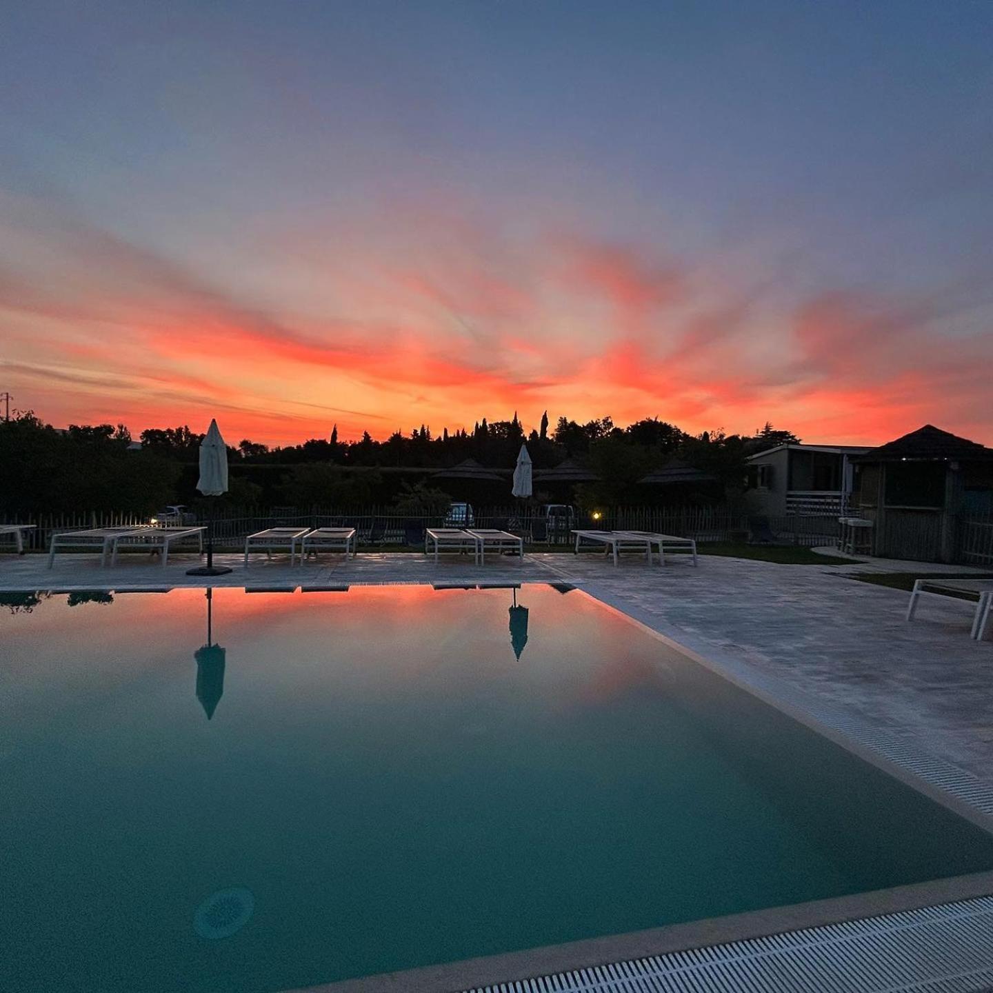 Agriturismo & Agricamping Serena Pastrengo Exteriér fotografie
